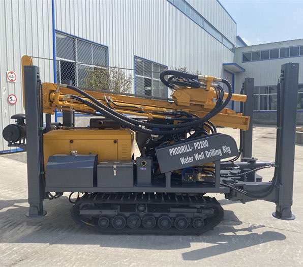 PD200 Crawler type water well drilling rig