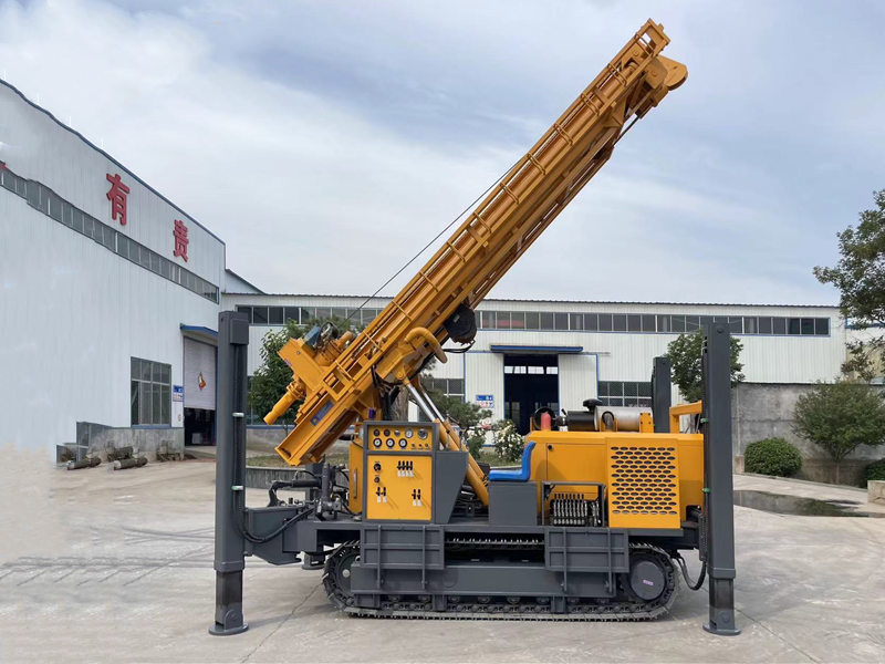 PD1000 Crawler type water well drilling rig